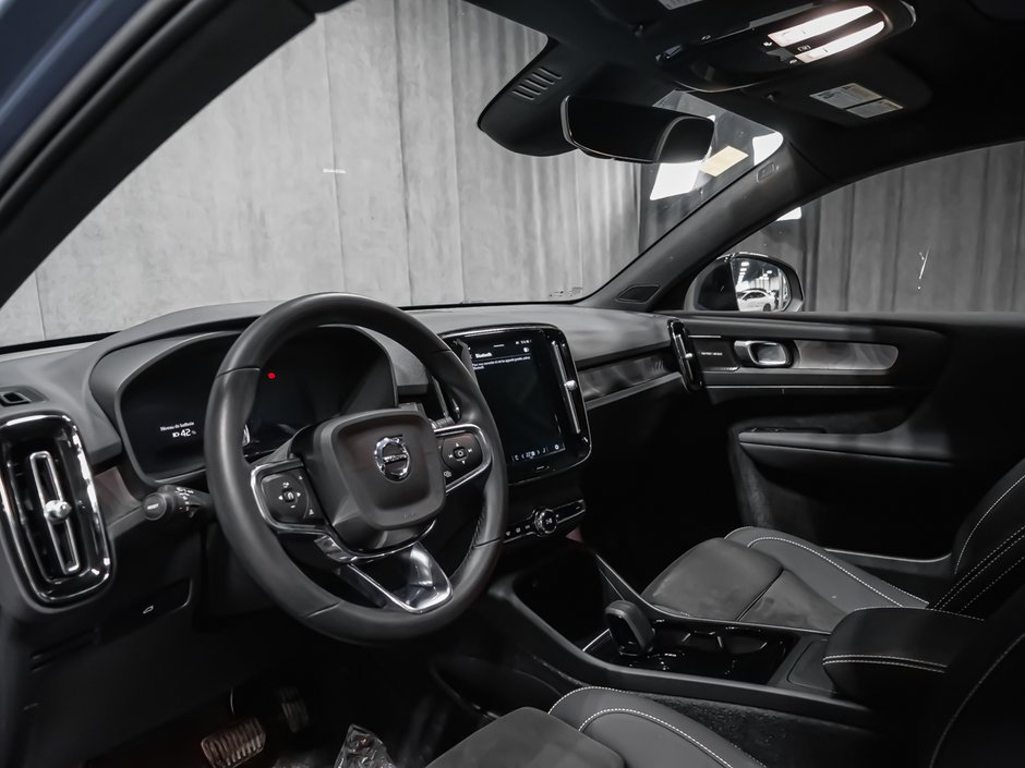 Volvo C40 Recharge Pure Electric ULTIMATE 2023-6