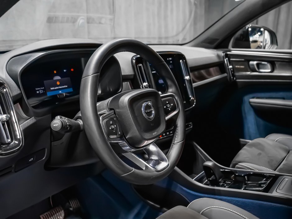 Volvo C40 Recharge Pure Electric Ultimate Twin Motor Electric 2023-8