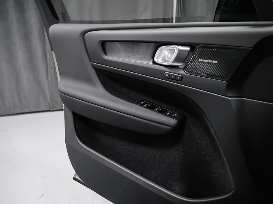 2023 Volvo C40 Recharge Pure Electric Ultimate-10