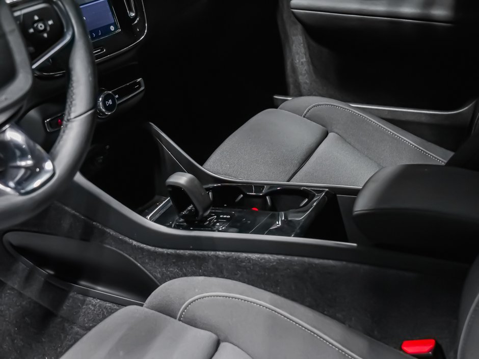 Volvo C40 Recharge Pure Electric CORE 2024-7