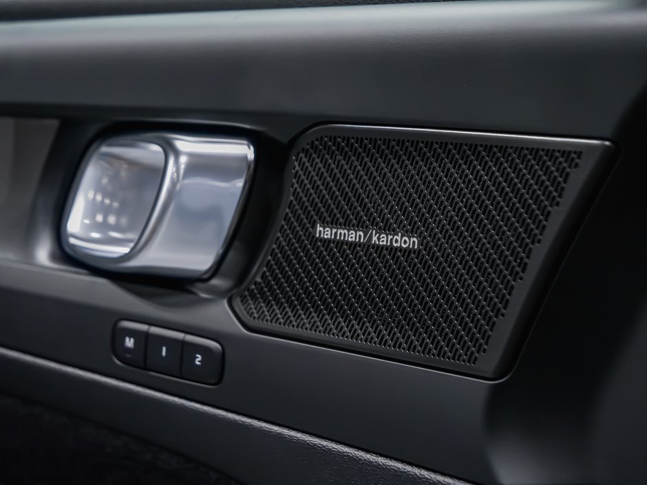 2025 Volvo EC40 TWIN Ultra-11