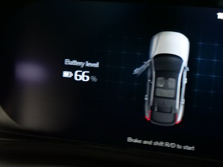 2025 Volvo EC40 TWIN Ultra-13