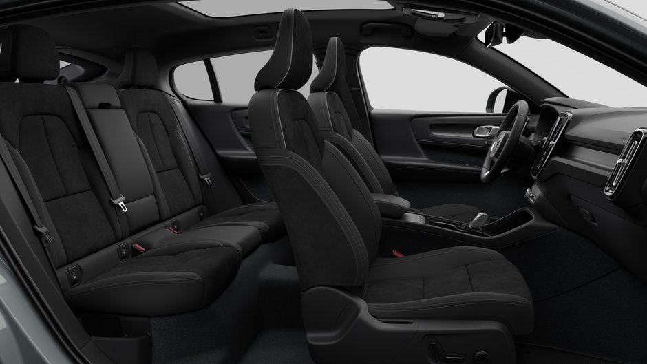 2026 Volvo EC40 Twin Motor, Ultra Black Edition-12