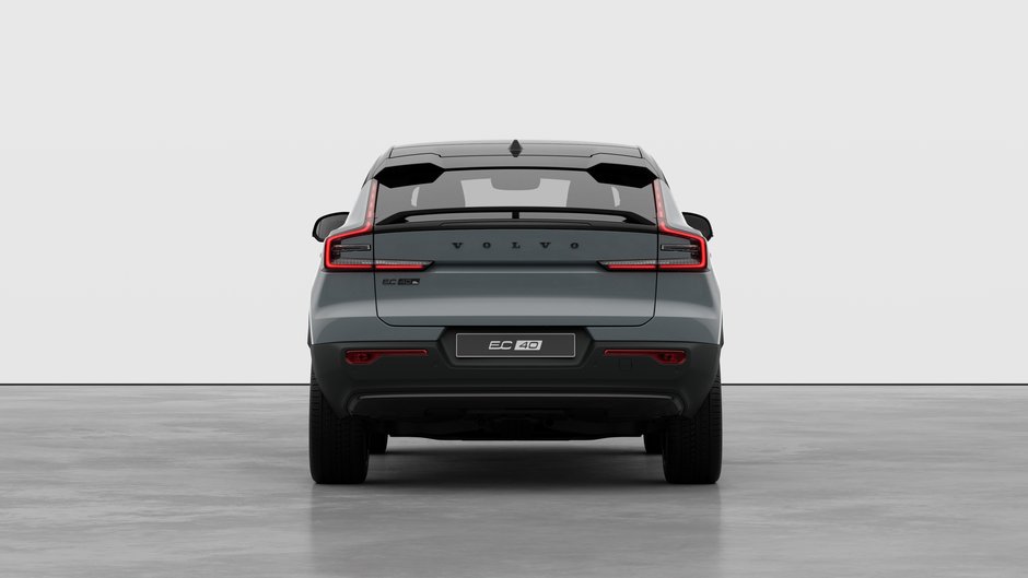 2026 Volvo EC40 Twin Motor, Ultra Black Edition-5
