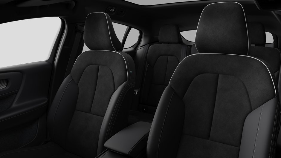 2026 Volvo EC40 Twin Motor, Ultra Black Edition-11