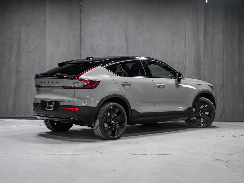 2026 Volvo EC40 Twin Motor, Ultra Black Edition-3