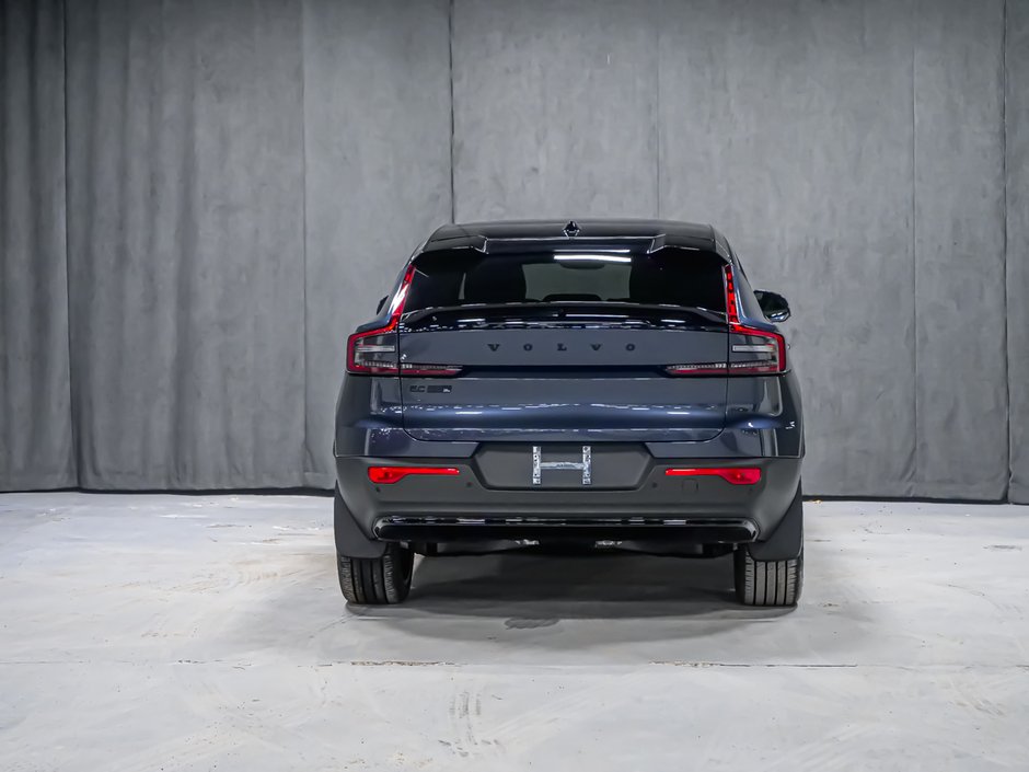 2026 Volvo EC40 Twin Motor, Ultra Black Edition-5