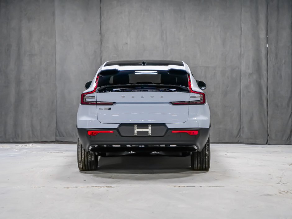 2026 Volvo EC40 Twin Motor, Core-5