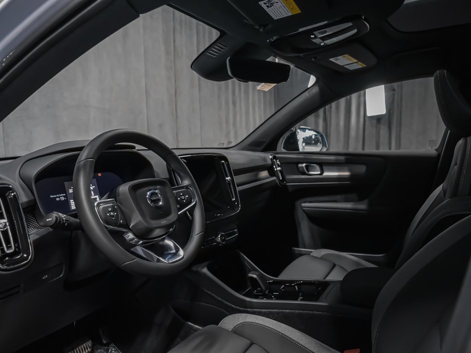 2026 Volvo EC40 Twin Motor, Core-6