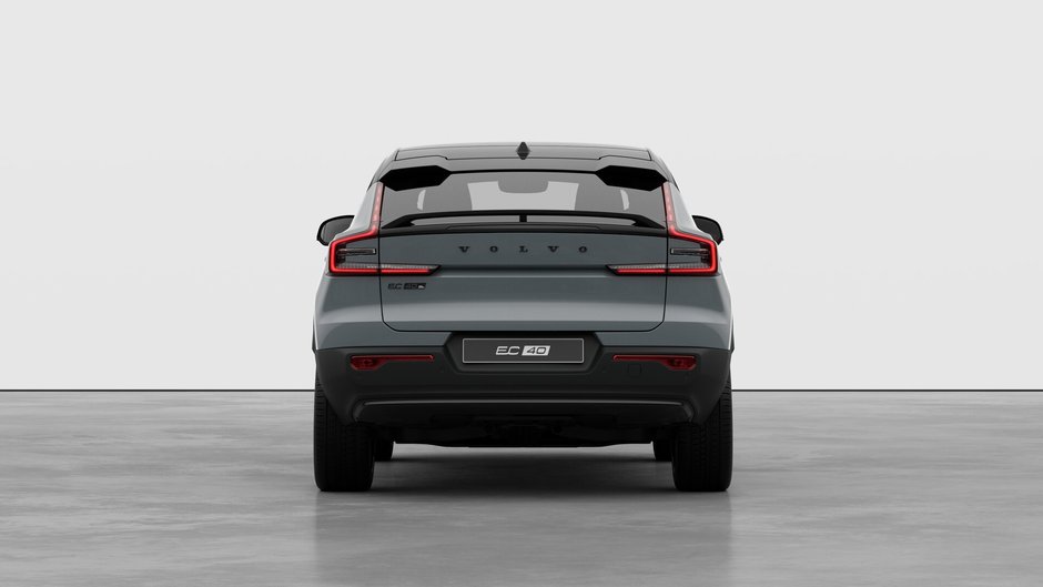 2026 Volvo EC40 Twin Motor, Ultra Black Edition-5