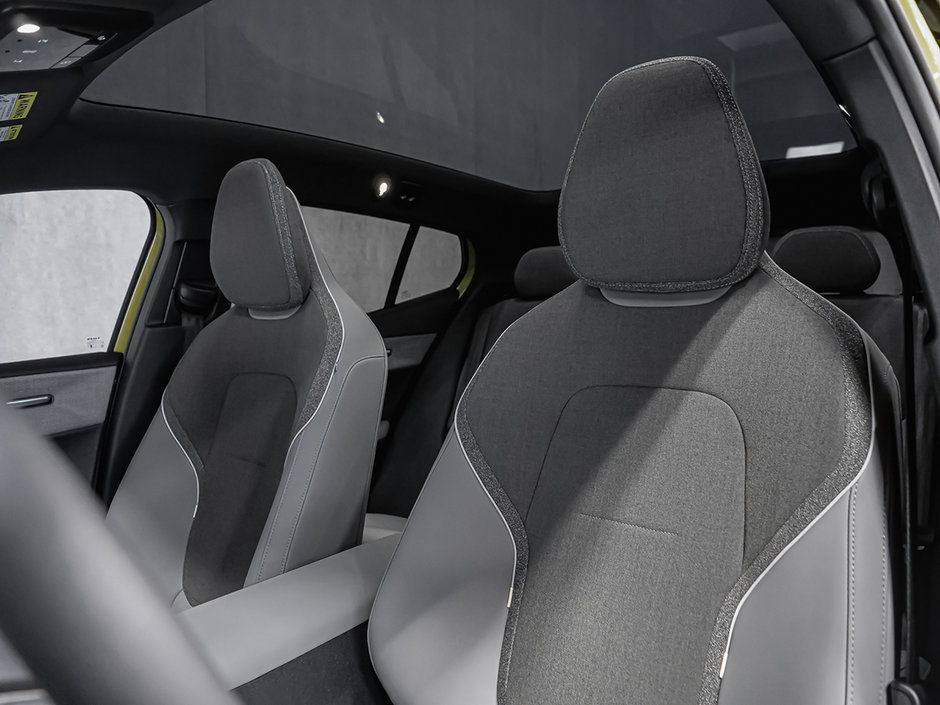2025 Volvo EX30 PLUS-36