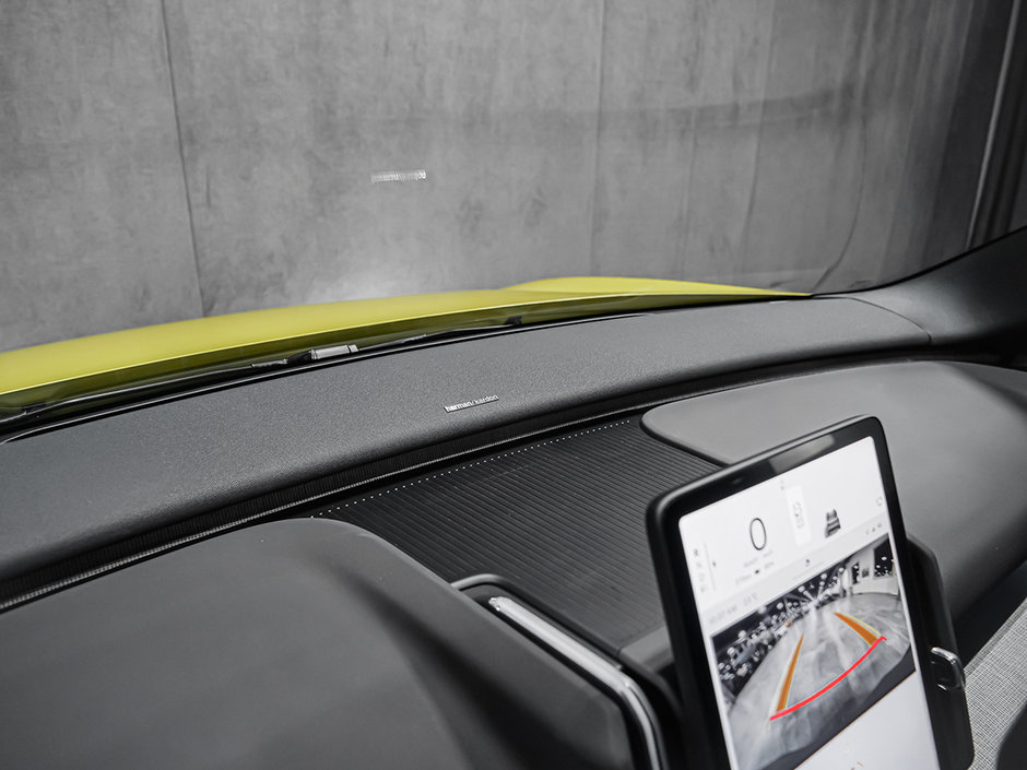 2025 Volvo EX30 PLUS-28