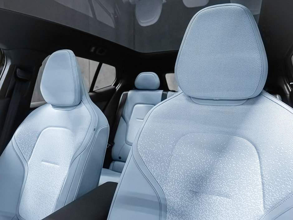 2025 Volvo EX30 TWIN Ultra-23