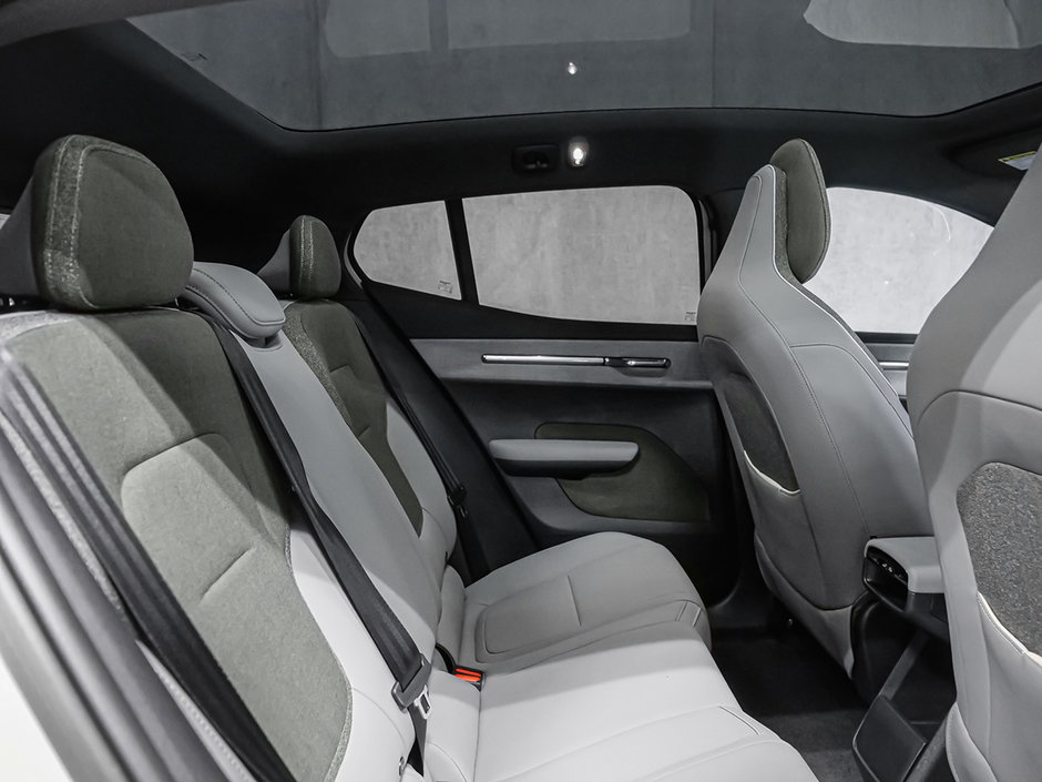 2025 Volvo EX30 TWIN Ultra-40