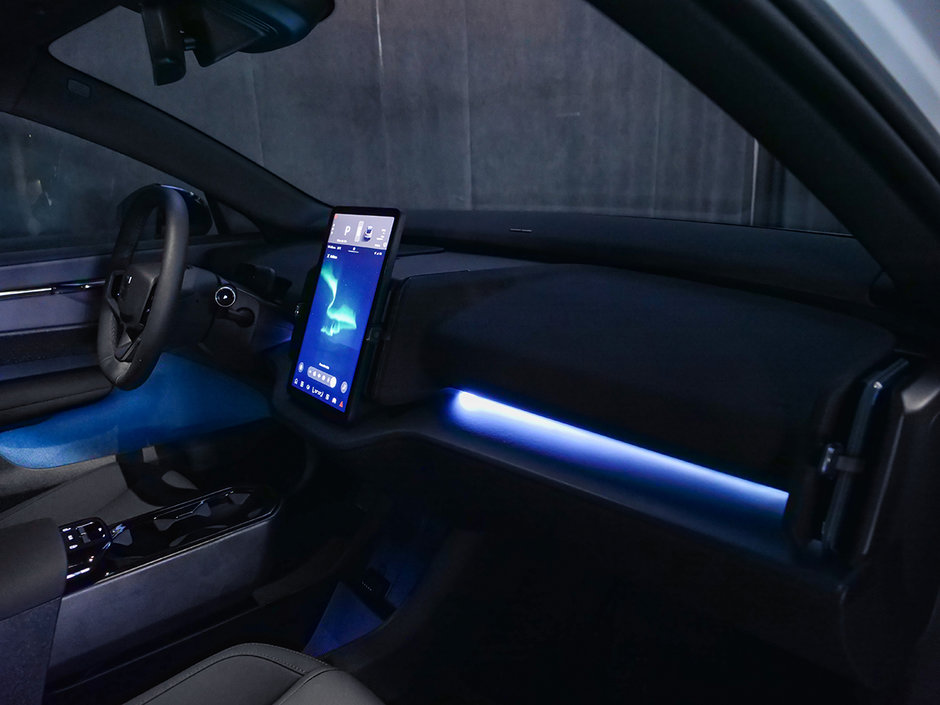 2025 Volvo EX30 Plus-34
