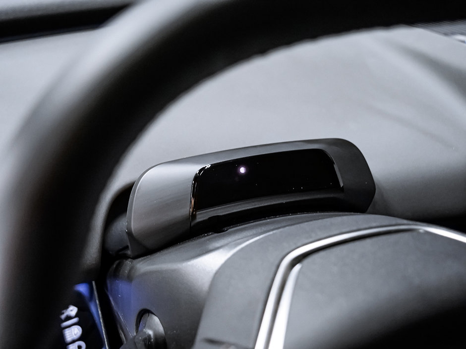 2025 Volvo EX30 Plus-45