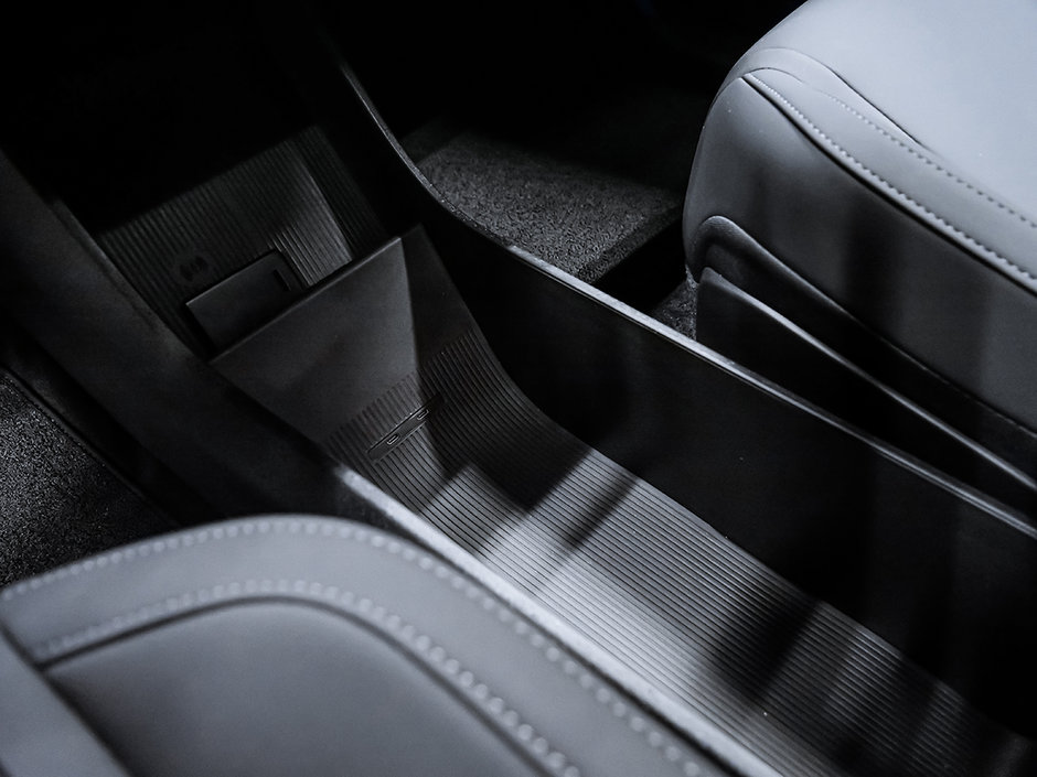 2025 Volvo EX30 Plus-23