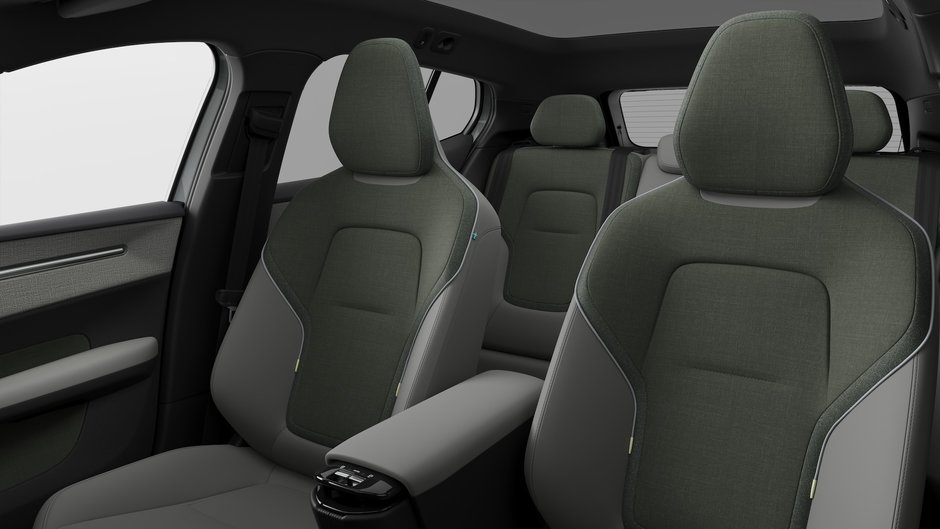 2025 Volvo EX30 Plus-9