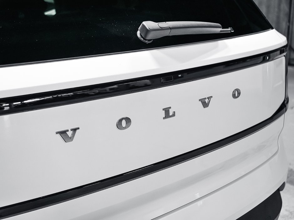Volvo EX30 TWIN Plus 2025-10