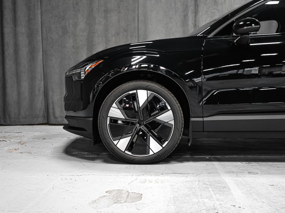 Volvo EX30 Ultra 2025-10