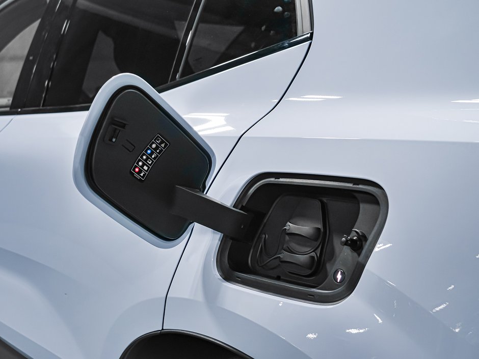 Volvo EX30 TWIN Plus 2025-2