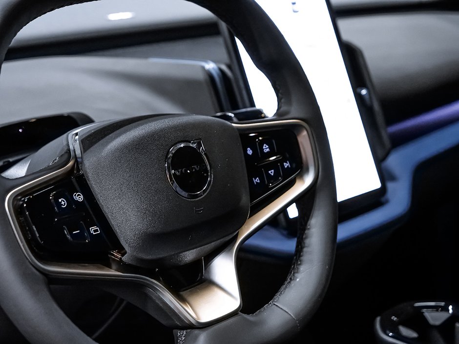 2025 Volvo EX30 TWIN Ultra-22