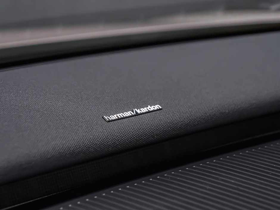 Volvo EX30 TWIN Ultra 2026-17