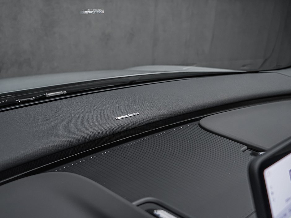 2026 Volvo EX30 TWIN Ultra-28