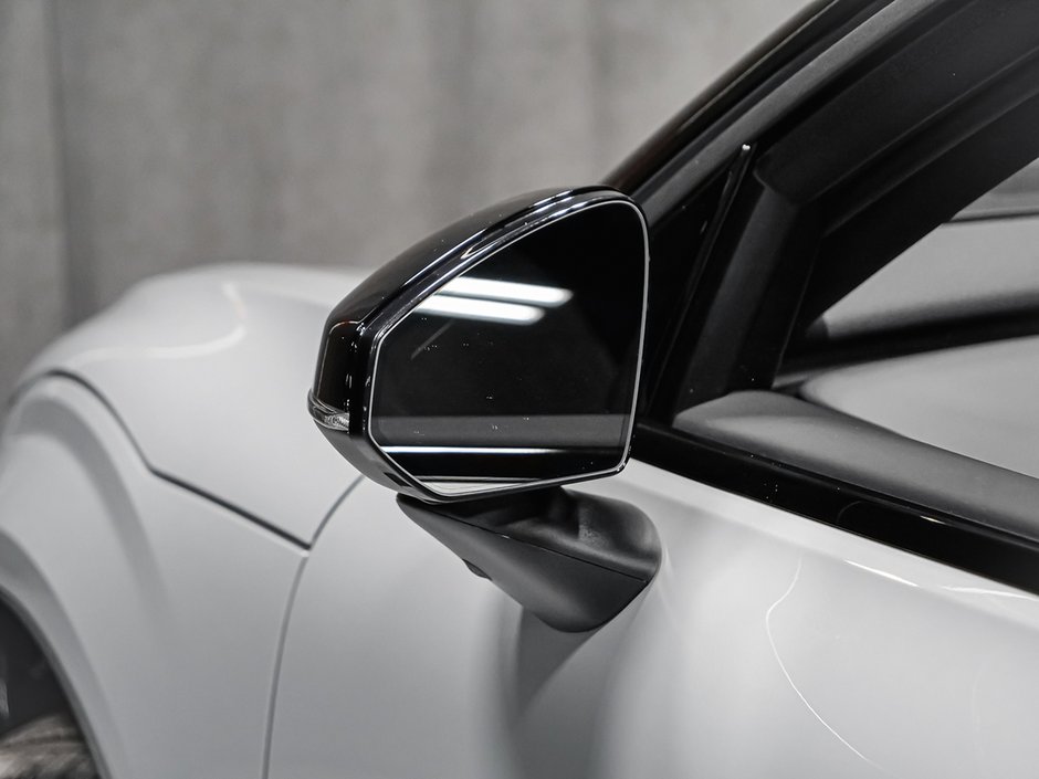 2026 Volvo EX30 TWIN Ultra-11