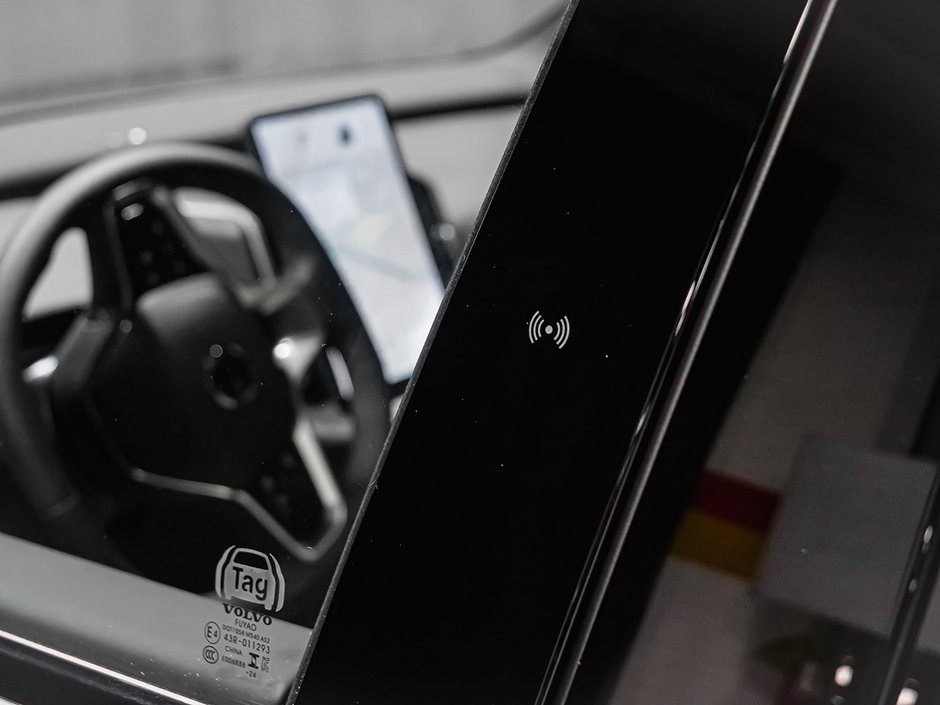 Volvo EX30 TWIN Ultra 2026-12