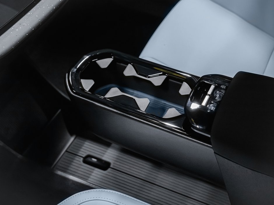 2026 Volvo EX30 TWIN Ultra-23