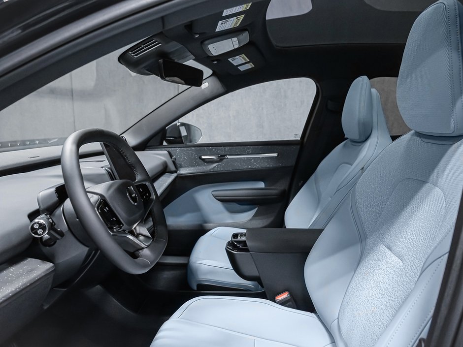 2026 Volvo EX30 TWIN Ultra-31