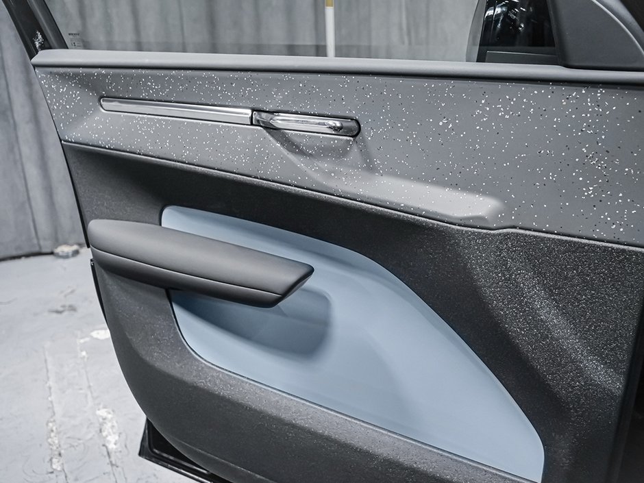 2026 Volvo EX30 TWIN Ultra-22