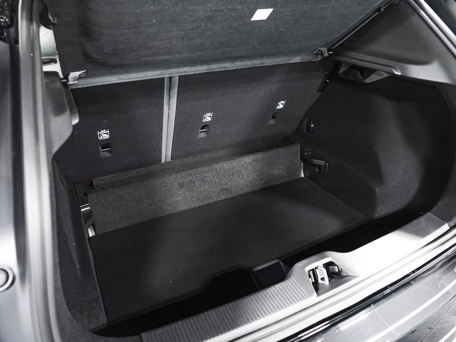 Volvo EX30 TWIN Plus 2026-57