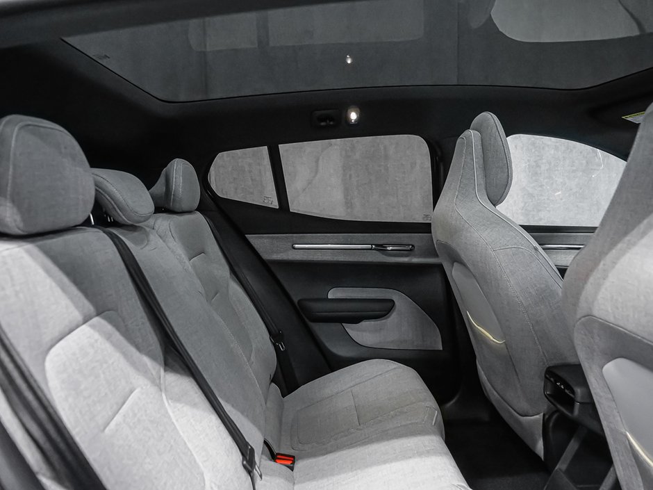 Volvo EX30 TWIN Ultra 2026-27