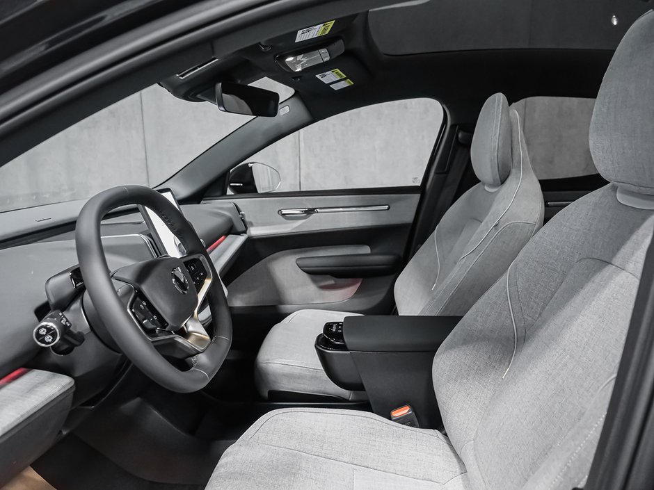 Volvo EX30 TWIN Ultra 2026-31