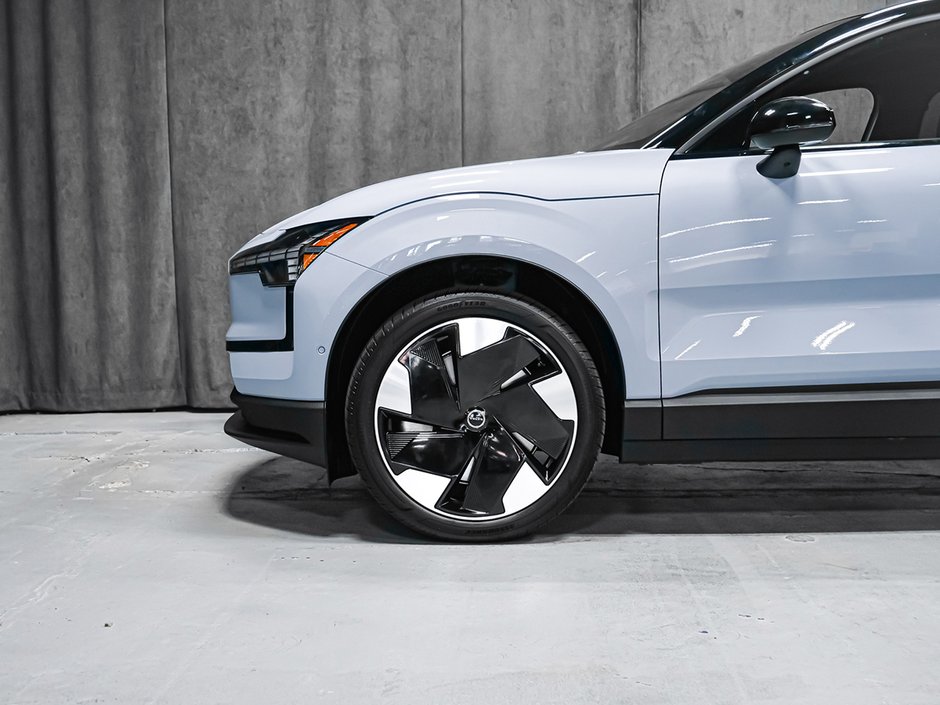Volvo EX30 TWIN Plus 2026-7