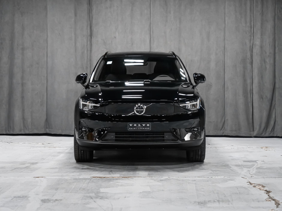 2025 Volvo EX40 TWIN Plus-3