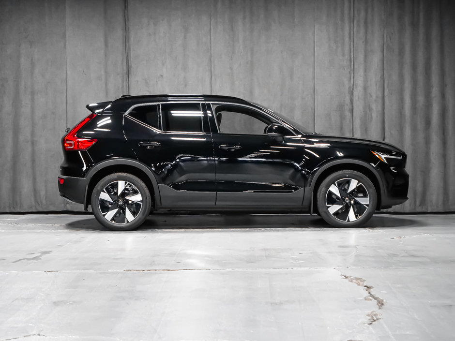 2025 Volvo EX40 TWIN Plus-5