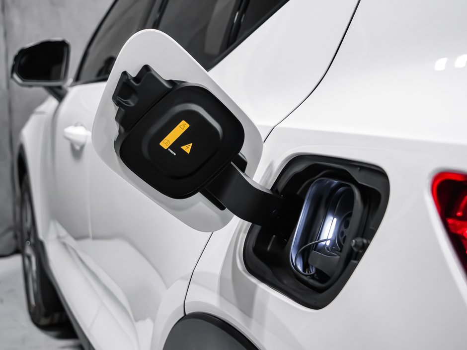 Volvo EX40 TWIN Plus 2025-5