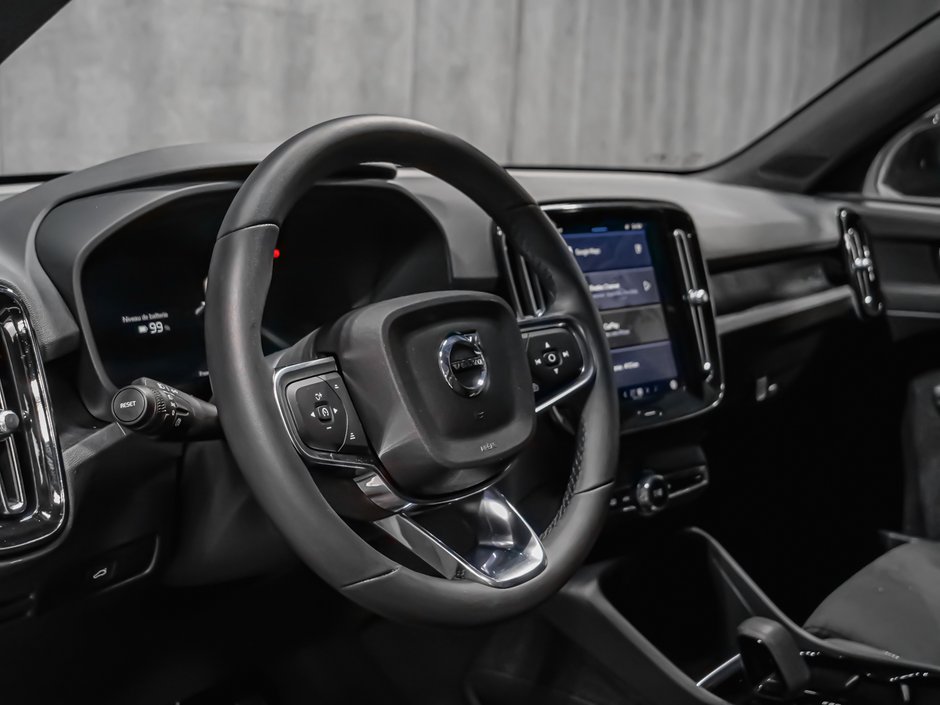 Volvo EX40 TWIN Plus 2025-8