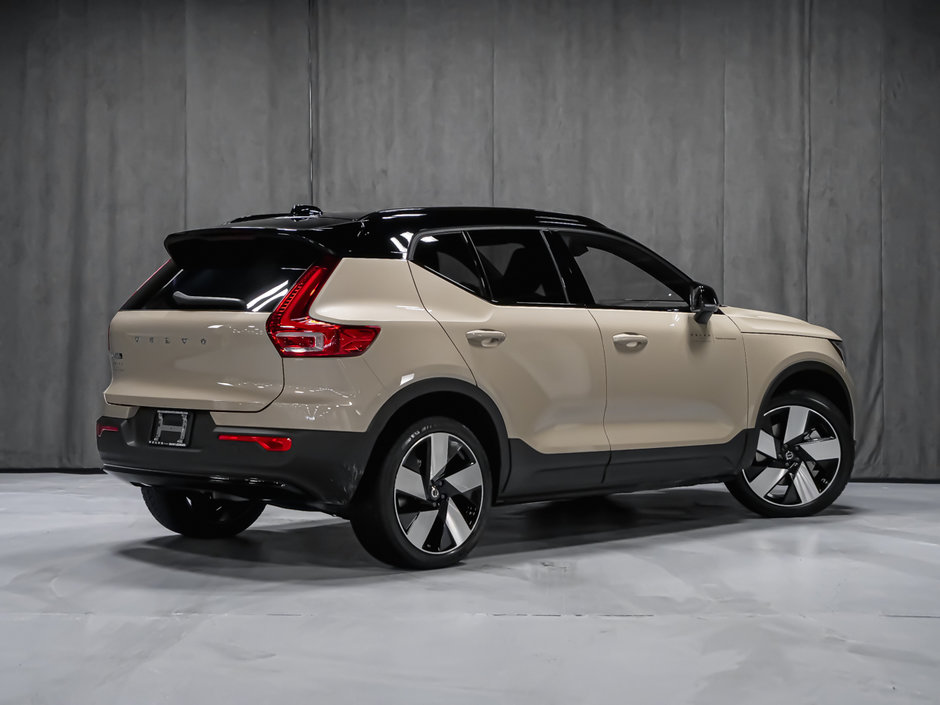 2025 Volvo EX40 TWIN Ultra-6