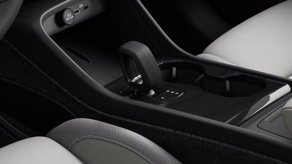 2025 Volvo EX40 TWIN Ultra-8