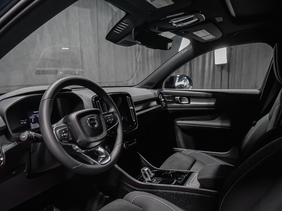 Volvo EX40 Twin Motor, Ultra Black Edition 2026-6