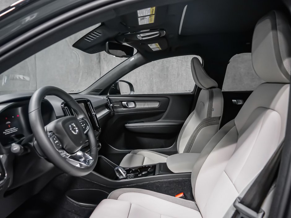 2026 Volvo EX40 Twin Motor, Ultra-11