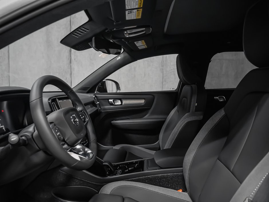 2026 Volvo EX40 Twin Motor, Plus-9