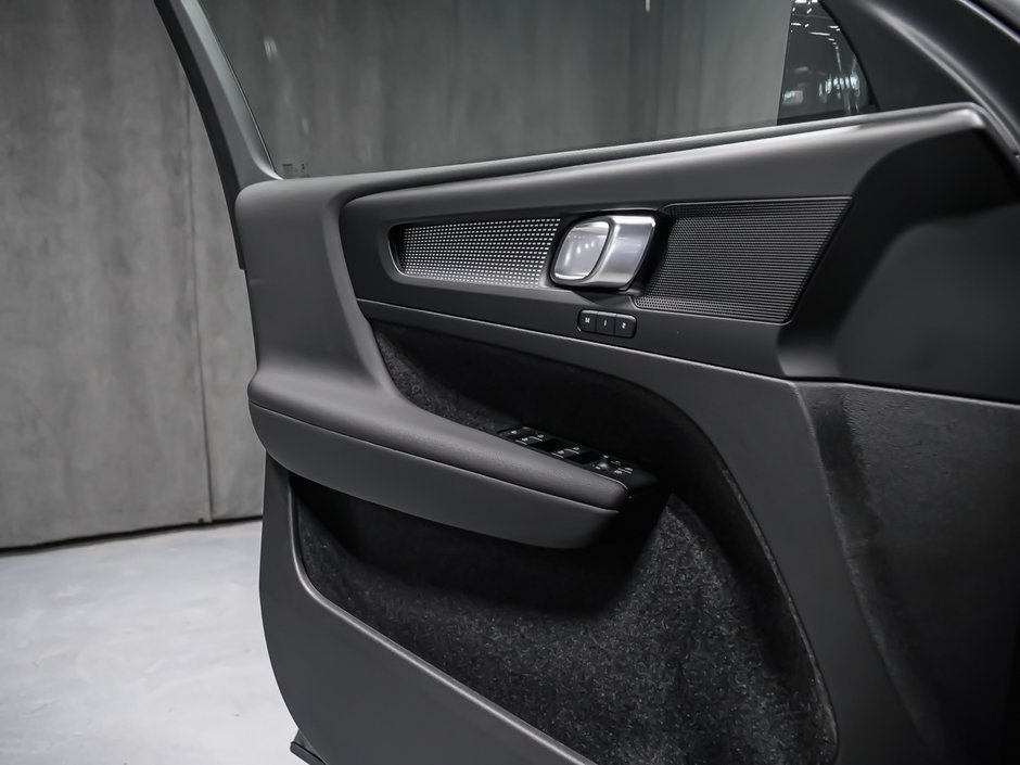 2026 Volvo EX40 Twin Motor, Plus-7