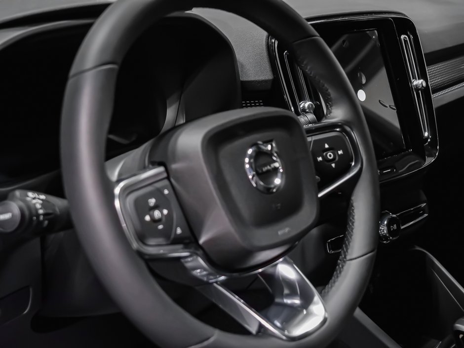 2026 Volvo EX40 Twin Motor, Plus-7