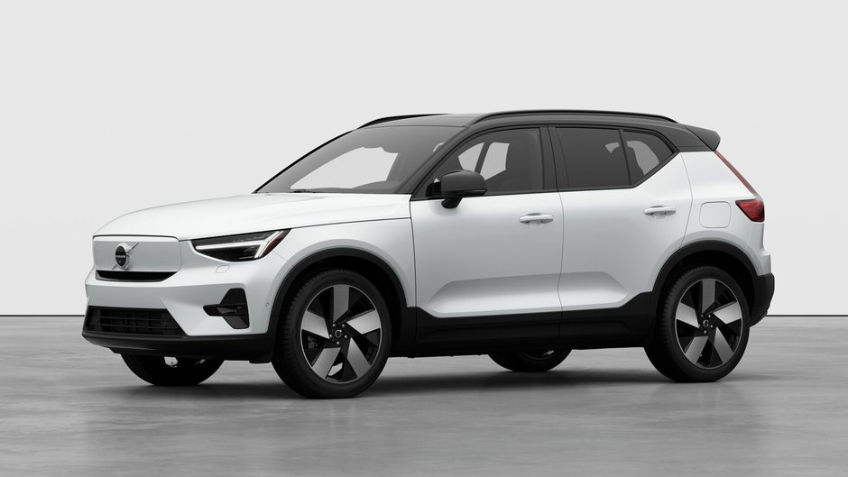 2026 Volvo EX40 Twin Motor, Plus-0