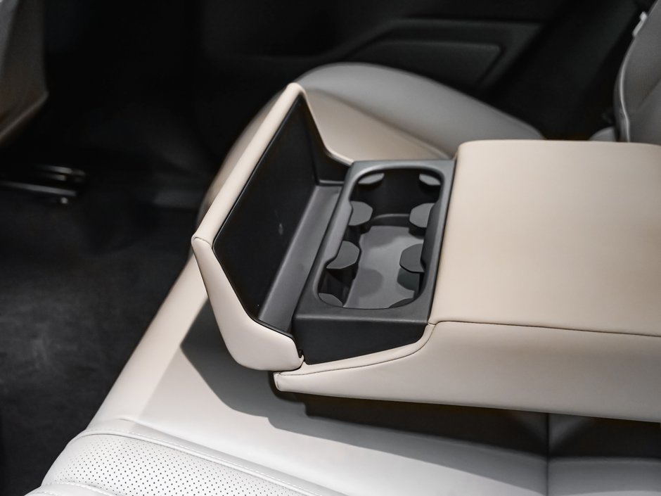 2027 Volvo EX60 Twin Motor, Ultra-94